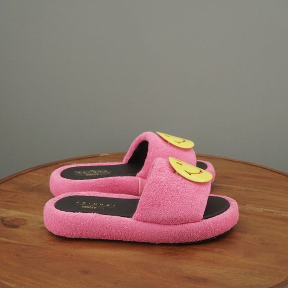 Smiley x Joshuas Womens Slide Sandals Size 39 / 9 Pink Terry Cloth Yellow Face - Picture 2 of 11